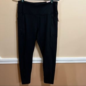 New VICTORIA’S SECRET BLACK Capri LEGGINGS 7/8 length Size 12